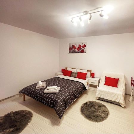 Buzz Apartment Cluj-Napoca Exterior photo