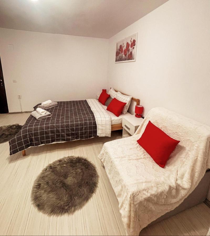Buzz Apartment Cluj-Napoca Exterior photo